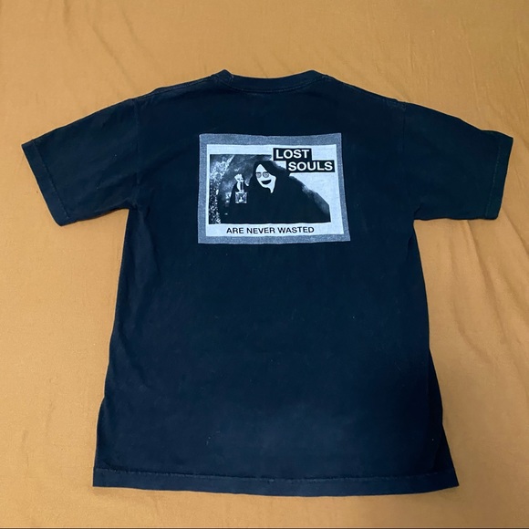 Graphic Tee - Picture 3 of 3